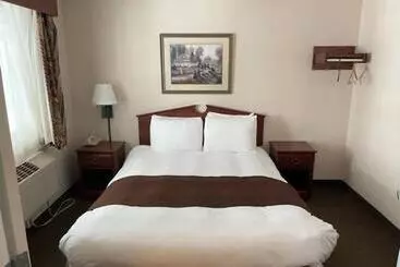 River Hills Hotel Mankato