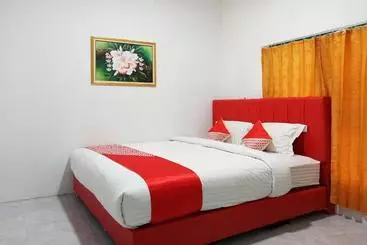 Hotel Oyo 2611  Krui Syariah