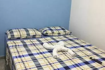 ペンション Família Charleaux