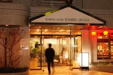 ホテル Rumieru Hyuga