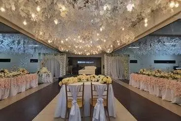 Bakasyunan Resort And Conference Center Zambales