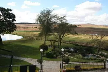 Aamiaismajoitus (B&B) Dusk To Dawn Guesthouse