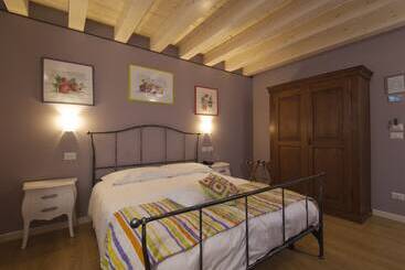 فندق فئة نجمة واحدة Casa Dei Racconti