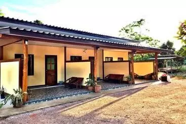 Hotelli Baansuan Resort