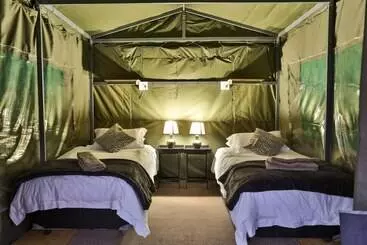 ホテル Tented Adventures Pilanesberg