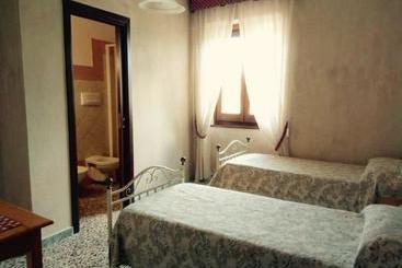 Casa Rural Tenuta Mandia Agriturismo La Tavernola