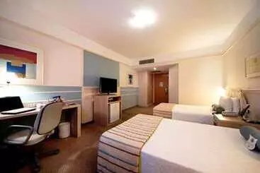 Szálloda Comfort Suites Londrina