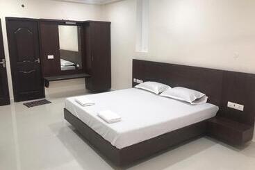 فندق صغير Sri Krishna Residency