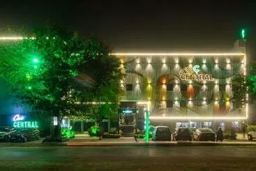 ホテル Club Central