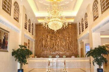 Vienna Hotel Anhui Mingzhu Square