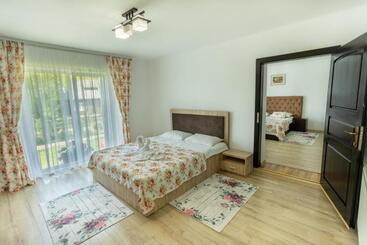 پانسیون Casa Ina