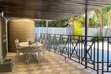 Pensió Panorama Self Catering