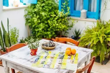 Bed and Breakfast Cypriot Swallow Boutique