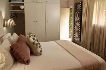 Cathkin Cottage Bed & Breakfast