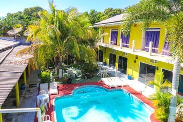 פנסיון Pousada Aquarius