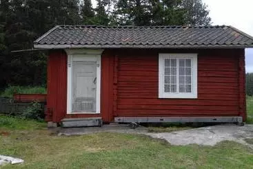 Allsta Gård Kretsloppshuset B&b