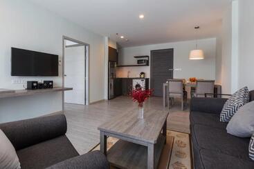 Kantary Hotel And Serviced Apartment, Amata, Bangpakong