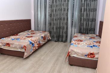 ペンション Avangard