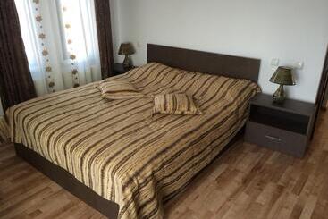 Pensiunea Dany   Crys