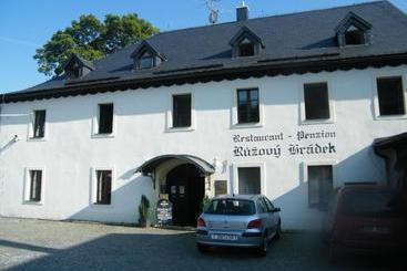펜션 Penzion Růžový Hrádek