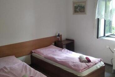 膳宿费 Penzion U Jezu Dobronice