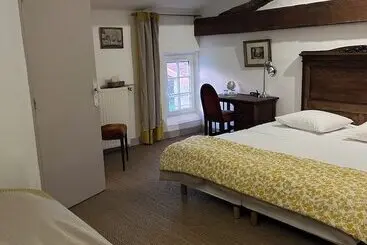 Bed and Breakfast Aux Chambres Des Bujours