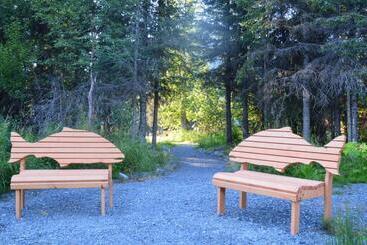 Resort Summit Lake Lodge