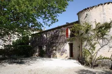 Aamiaismajoitus (B&B) Chateau De Castelneau