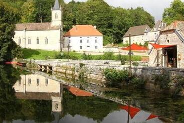 Bed and Breakfast Gentilhommière Eaux Bleues