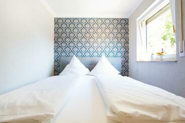 בית מלון כפרי Landgasthaus Zum Kreuzberg