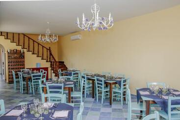 בית מלון כפרי Tenuta Cerreto