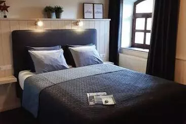 Tisza Lodge B&b   Panzió