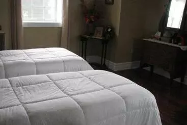 Argyle By The Sea Bed & Breakfast