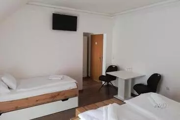 Aamiaismajoitus (B&B) Levanda Panzió