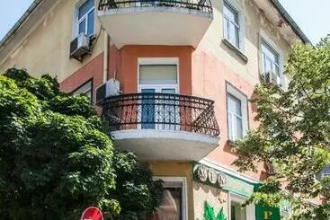 Majatalo Sofia Central Guest Rooms