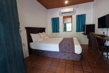 Hotel The Cove Pasikuda