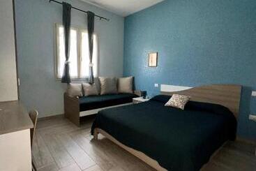 ベッドアンドブレックファースト Carrubella Santa Zita