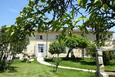 Aamiaismajoitus (B&B) La Vigneraie De Laura