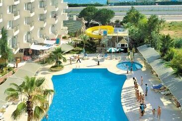 Asrın Beach Hotel   All Inclusive
