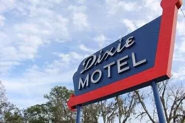 Dixie Motel   Hilliard