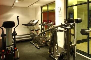 בית מלון כפרי Cape Eazi Stayz Rockwell Apartments