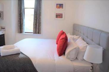 Hotel Kelpies Serviced Apartments