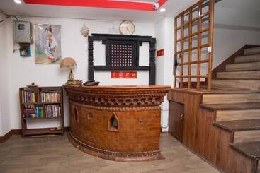 پانسیون Durbar Guest House