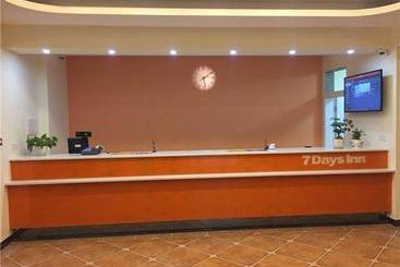 ホテル 7 Days Inn Yichang Changyang Qingjiang Gallery Branch