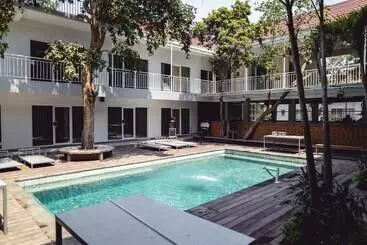 Pensão Double A House