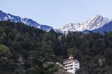 Hotel Dhauladhar Heights