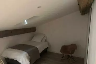 تختخواب و صبحانه Maison Simonenia