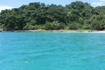 Pensió Dive And Green Capurgana