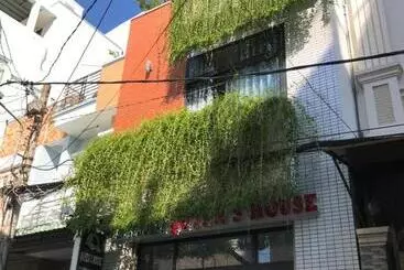 پانسیون Quyen S House