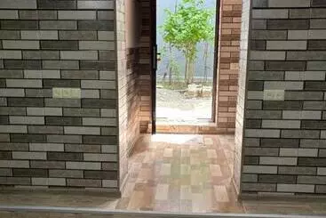 پانسیون Downtown Guest House